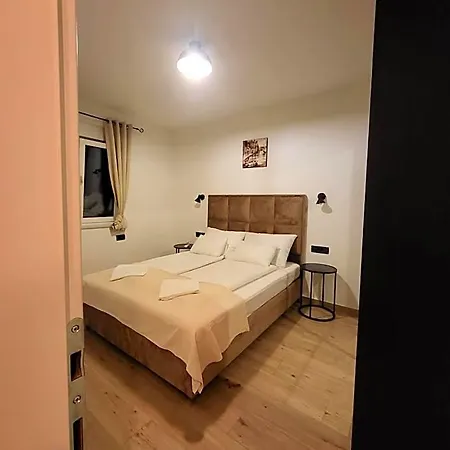 Hotel Dado 3*